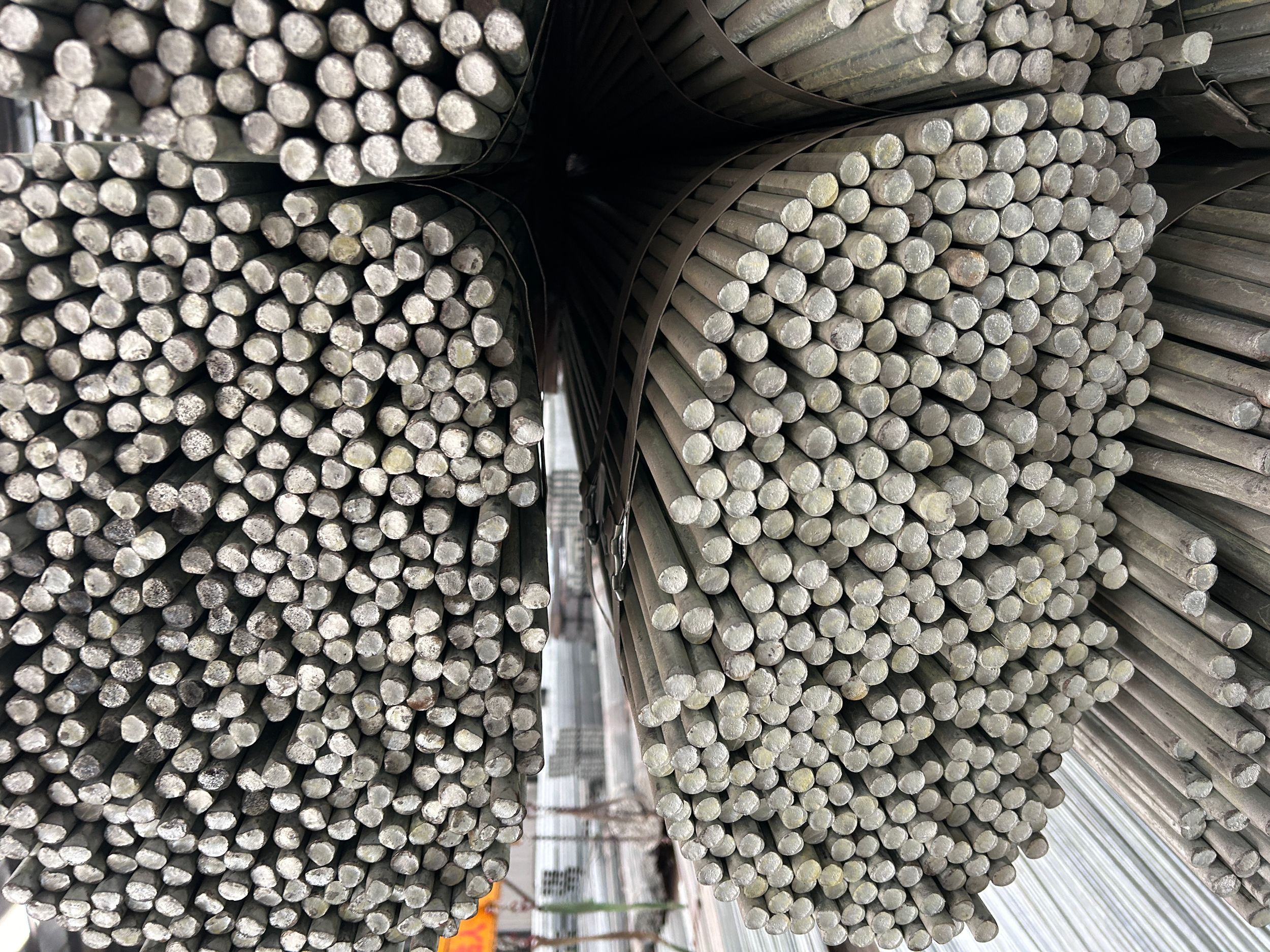 Hot-Dip Galvanized Round Bars from China: A Leading Company's Quality Solutions