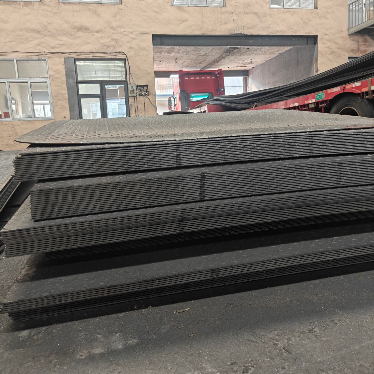 Top 10 Tread Plate Manufacturers: Your Guide to Durable and Safe Flooring Solutions