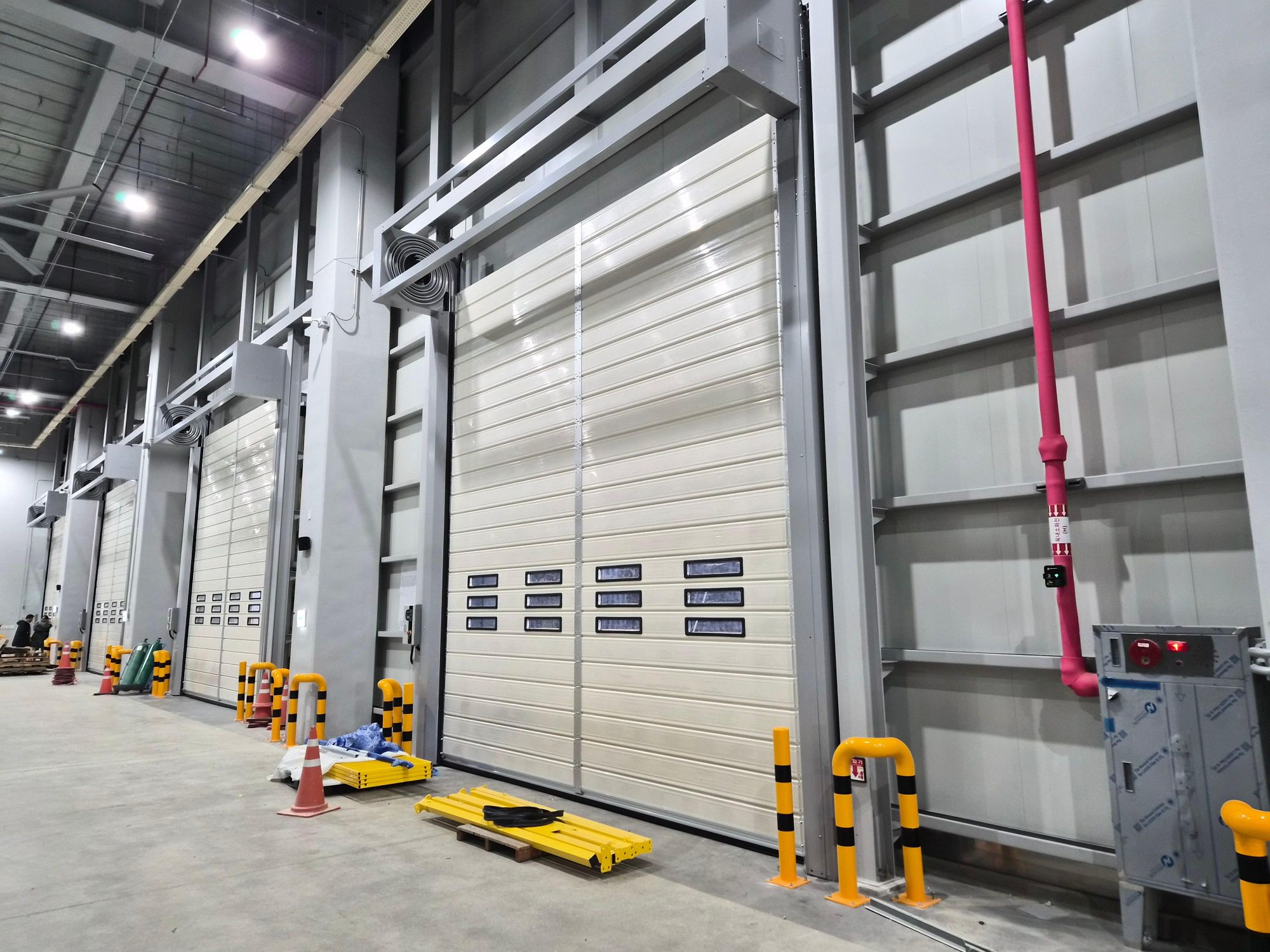 High Speed Door Manufacturer: The Ultimate Buyer’s Guide