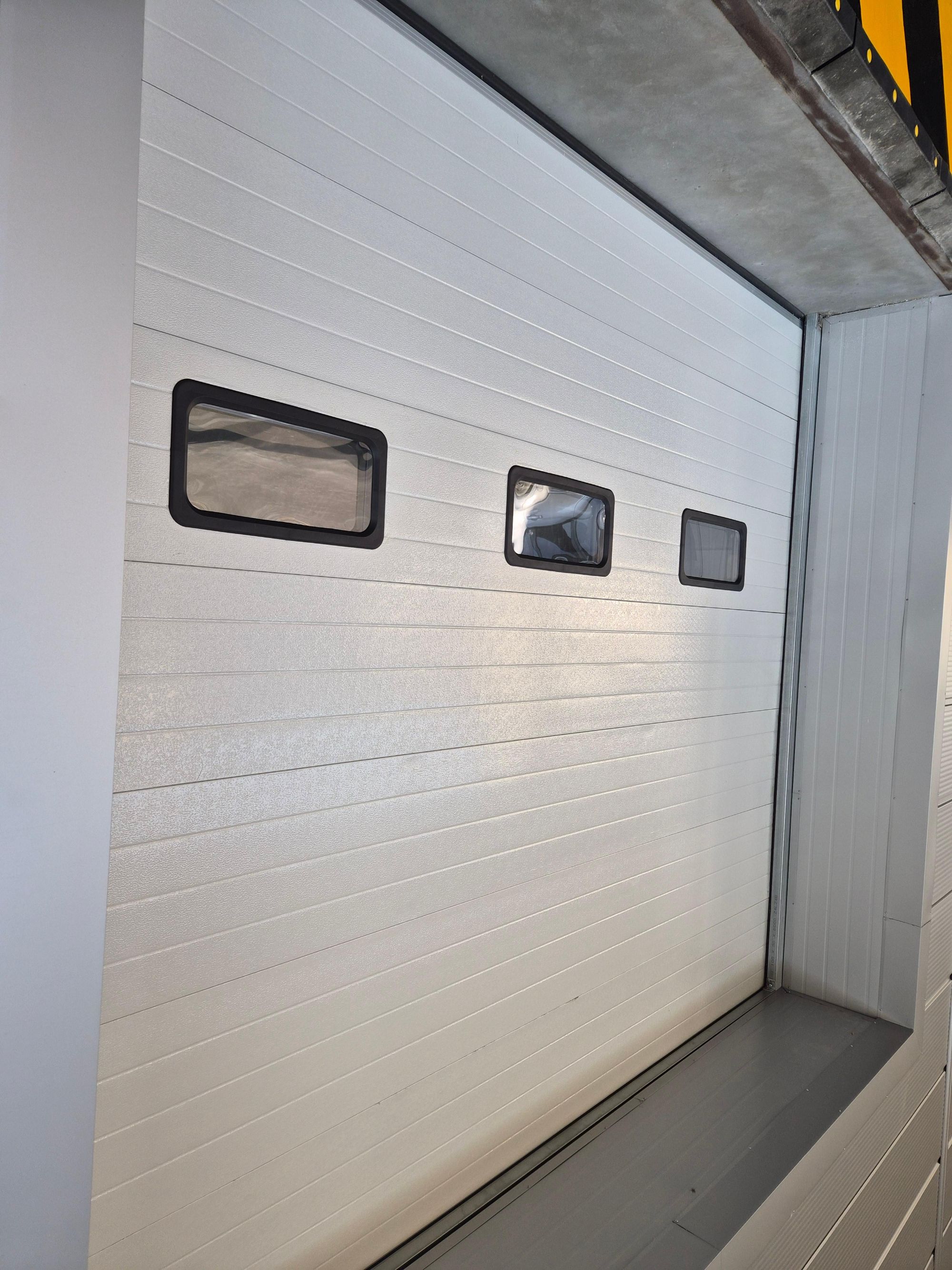 Industrial Sectional Door Supplier Guide to Reliable Performance and Safety