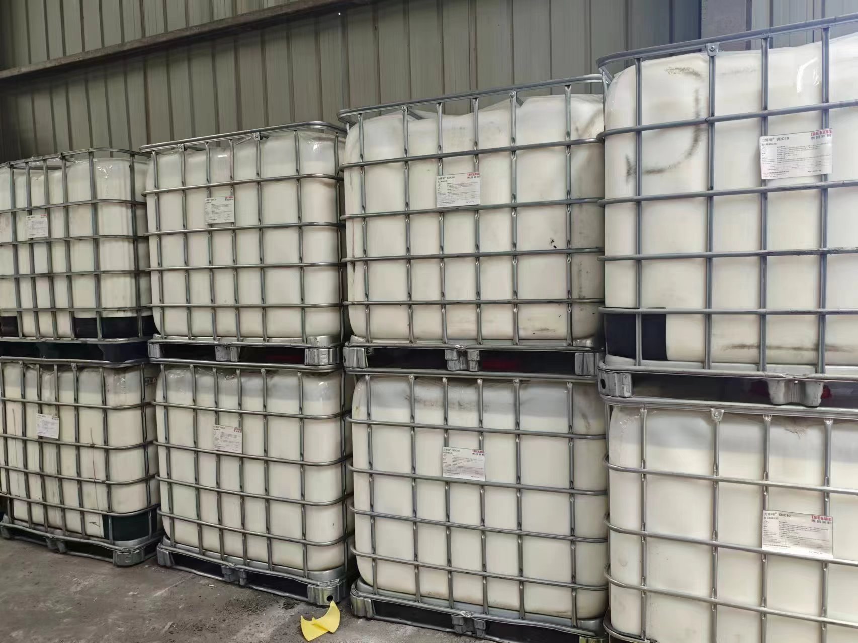 Liquid Soil Binder for Long-Lasting Dust Control and Surface Stabilization